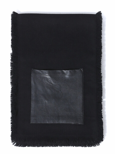 Maxi sciarpa nera con tasche ecopelle - 1
