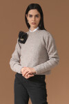 Merino wool sweater with broche - 4