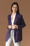 Four-button blazer with peak lapels - 4