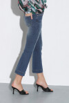 Jeans modello flare tagliato alla caviglia - 2