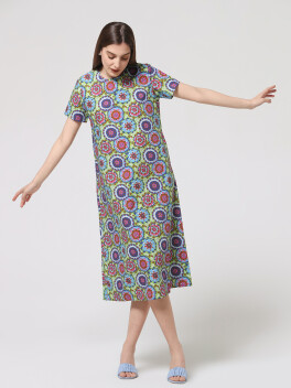 Long multicolored T-shirt dress - 3