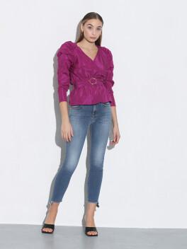 Fitted model jeans with asymmetrical bottom - 3