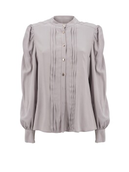 Shirt with pleats and puff sleeves