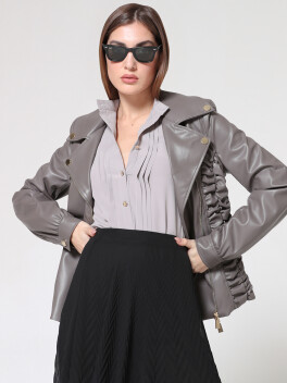 Giubbino in pelle con drappeggi - 3