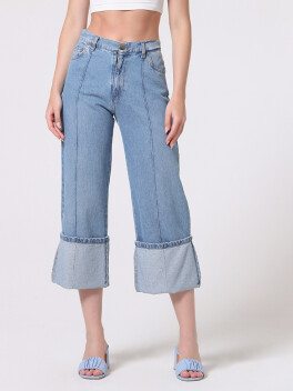 Jeans con risvolto alto al fondo - 3