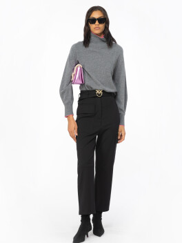 Cargo trousers with large pockets - 3