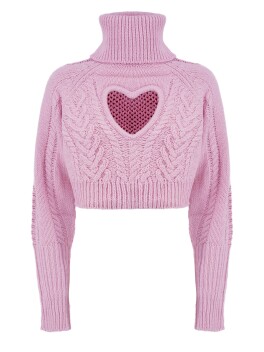 Cropped sweater with heart-shaped cut out