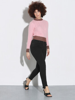 Fitted jeans with frayed hem - 3