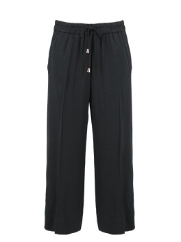 Fluid trousers with drawstring