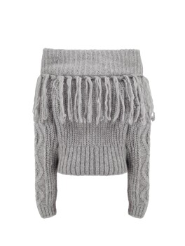 Sweater with fringes