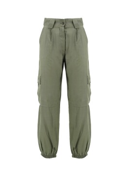 Pantaloni modello cargo