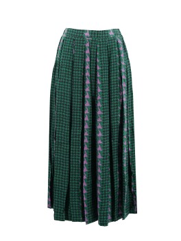 Long houndstooth patterned skirt
