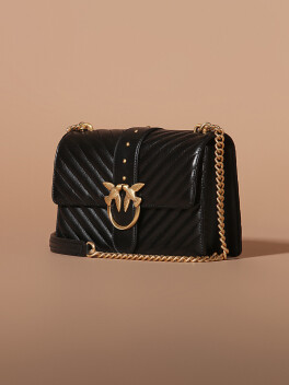 Borsa Love Classic Icon modello trapuntato