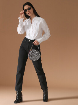 Shirt with ruffles and pearl buttons - 3